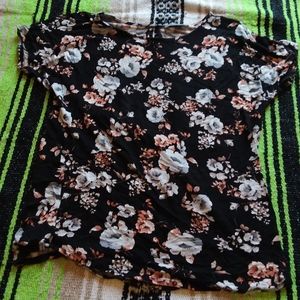 Med floral shirt